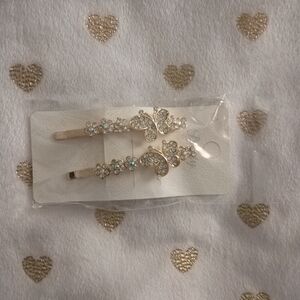 ✂️3/$15 *NWT* Pretty Butterfly Clips